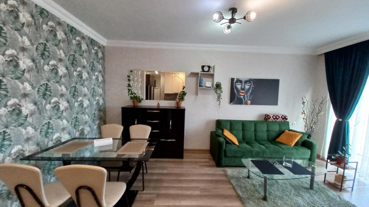 Apartamento Ng Cozy App Tiflis Exterior foto