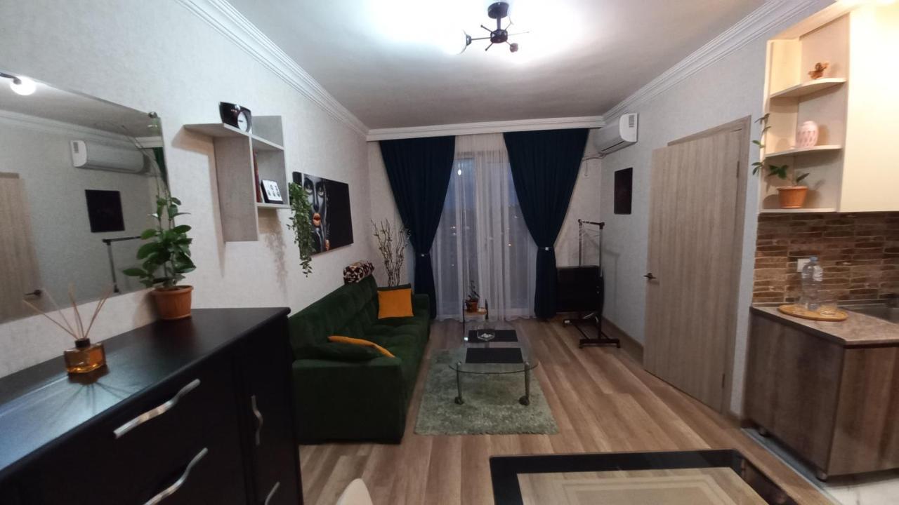 Apartamento Ng Cozy App Tiflis Exterior foto